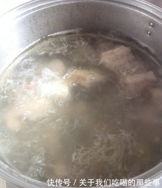 羊肉|伏天多喝羊汤好,做好“3步2不加”,羊汤鲜美无膻味,浓白不发黑