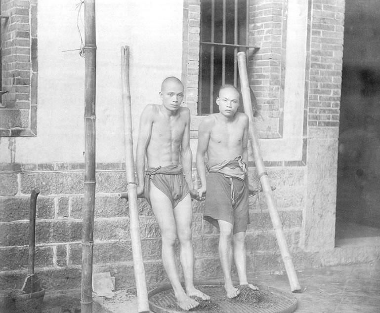 贝勒爷|晚清老照片：贝勒爷霸气出访欧美，老百姓“踩茶”手艺大揭秘！