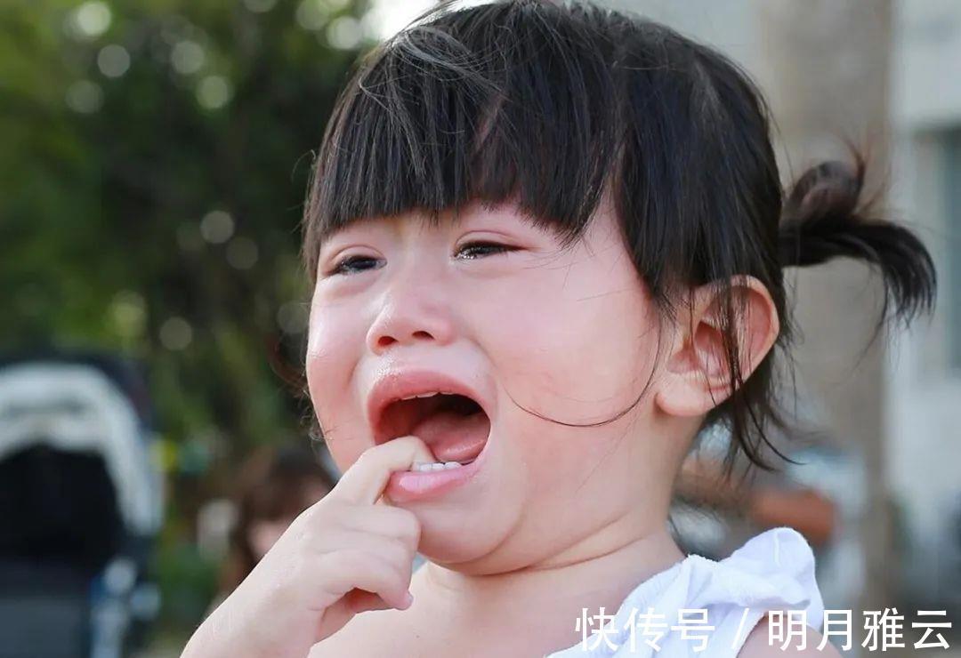 孩子|动不动就哭与忍着不哭的孩子，长大后有啥区别？答案让我挺意外的