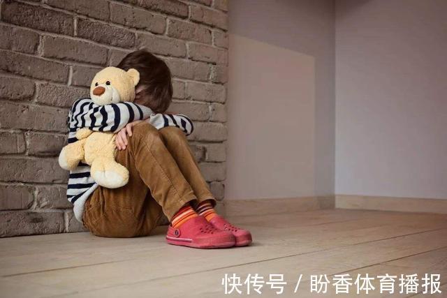 讨厌|“有了二宝,我越来越讨厌老大”,宝妈深夜发圈诉苦,引发共鸣