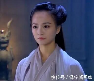 真传&神雕中,她与郭芙同父异母,曾得周伯通真传,她母亲曾爱上欧阳锋