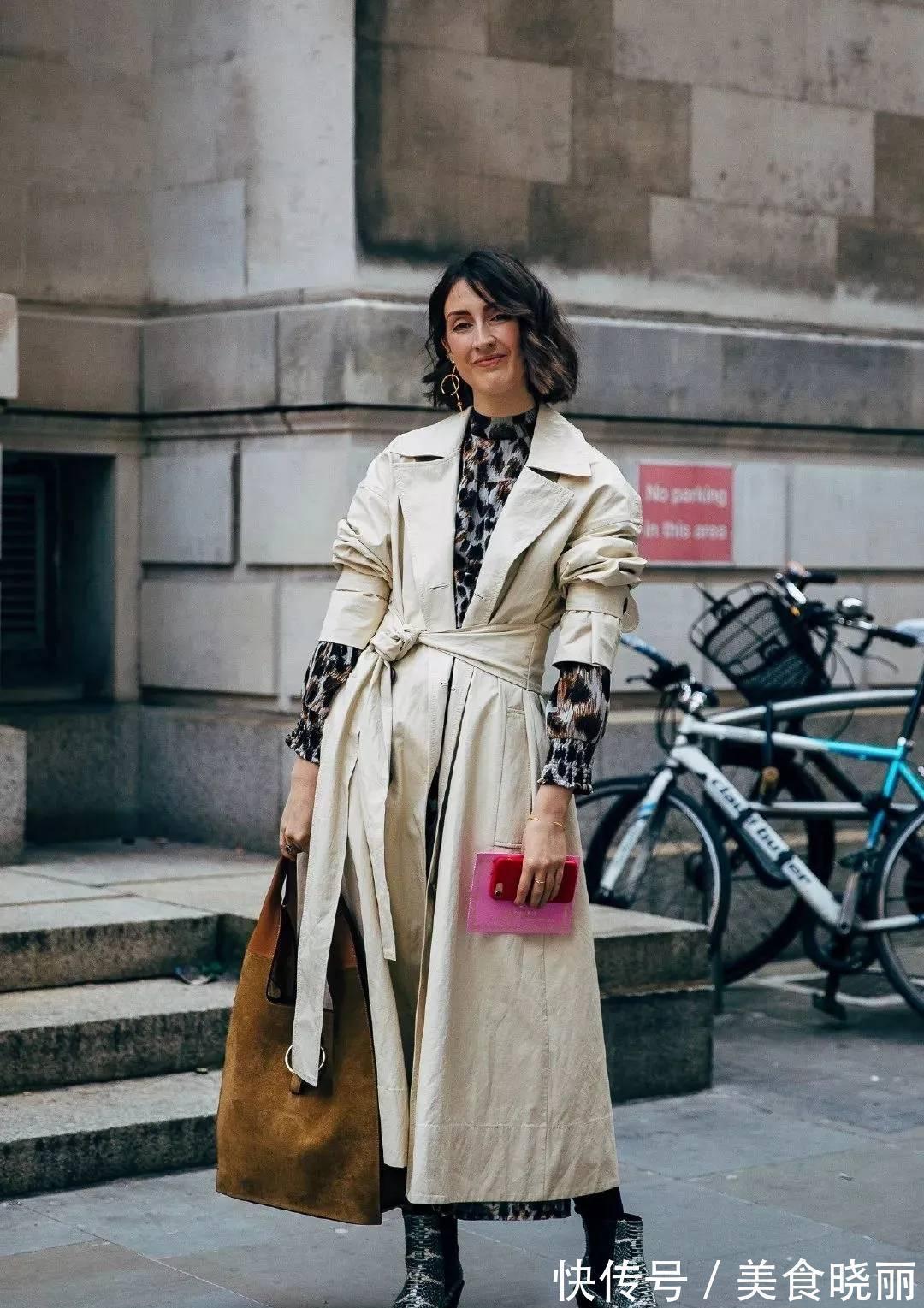 印花 今年,突然火了一种搭配:“大衣+高领衫”!看着时髦穿着还保暖