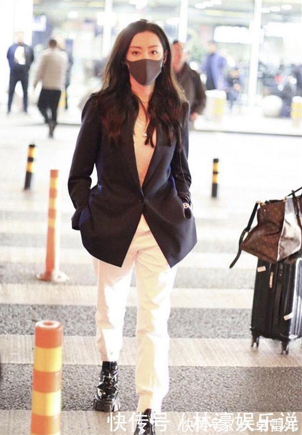 牛仔外套 “阔腿裤”已经过时了!今年大火的“粽子裤”,显高显瘦又时髦