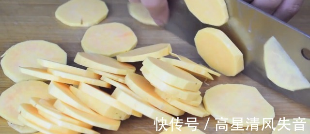 红薯|红薯别煮了，教你新做法，筷子一搅，松软香甜又拉丝，比面包还香！
