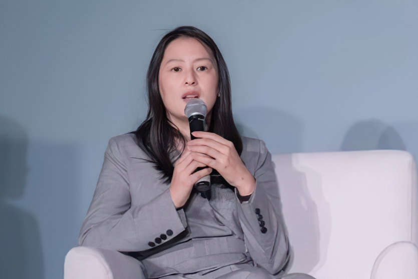 婚姻觀|她從幕后轉(zhuǎn)到臺前,離過婚卻和孟非主持非誠勿擾,婚姻觀被質(zhì)疑