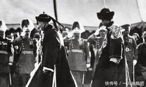 下跪|张作霖已是大元帅，见到退位的溥仪为何还下跪？彰显其聪明之处
