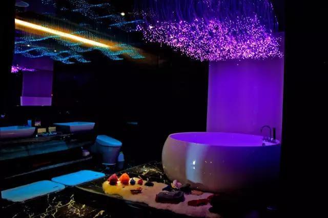 珠江新城|160㎡后现代风,冷静睿智的黑形成这豪宅的气质