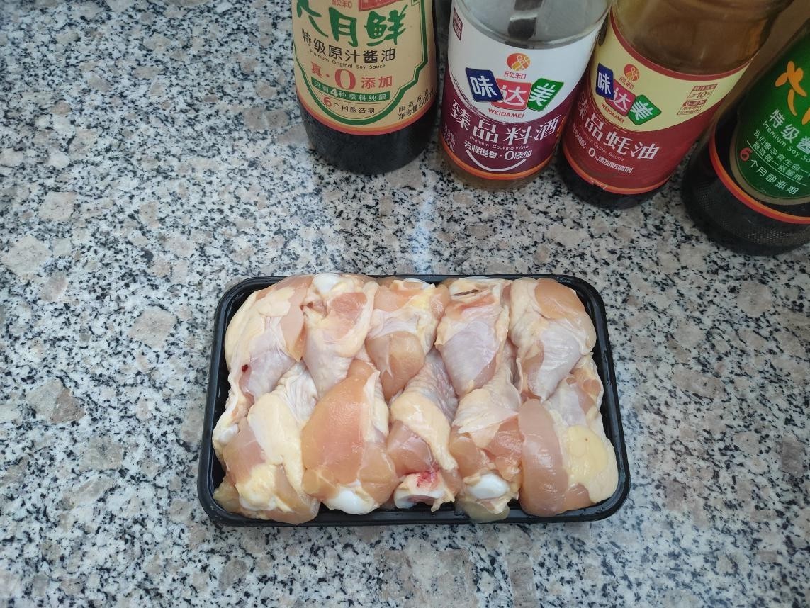 酱料|这样做出来的翅根就是好吃，味道香甜醇厚，色泽鲜艳明亮