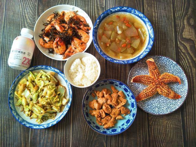 体重|母子2人的低脂餐，妈妈瘦了40斤，每天吃到饱，体重一直降