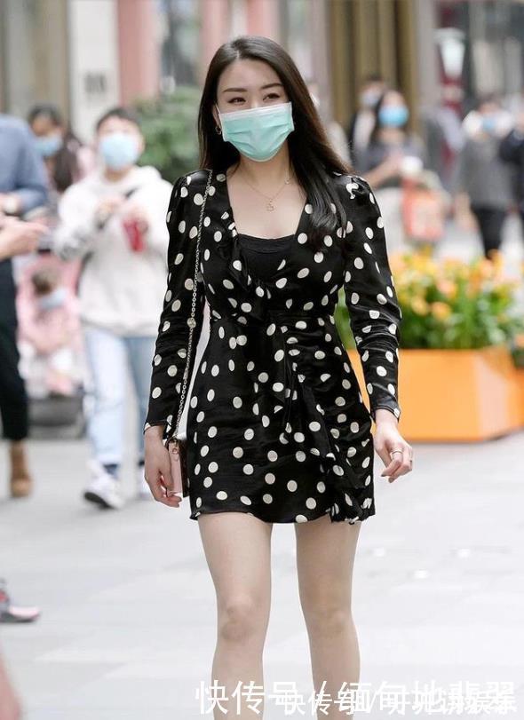 优雅 一眼就“沦陷”的波点裙,教你穿出百般风格花样,优雅显气质!