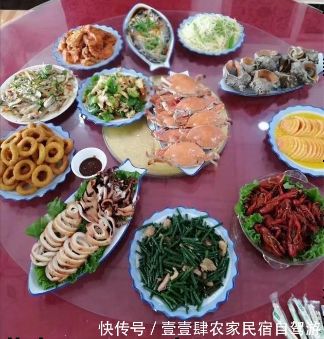 多汁|辽宁绥中东戴河望海阁渔家院，海鲜肥美多汁食客爆满，开门就是大海！