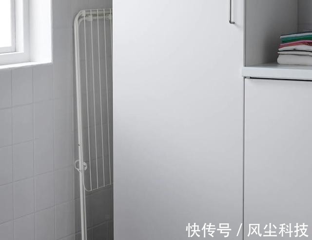 衣服|阳台和客厅打通后,衣服晾哪里?5种办法解决,让你不再困扰!