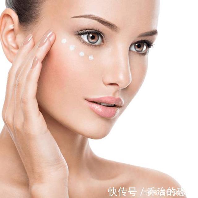 为什么要先涂乳液，再擦爽肤水美容师说出了实情，还好我没跟风