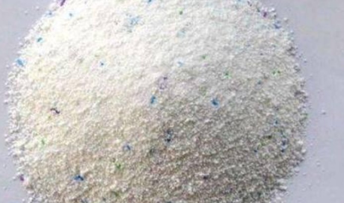 “洗衣粉”养花有奇效1周后，叶绿花大，满屋子飘香，养啥都旺