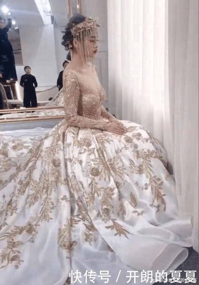 新娘|抖音“黄金婚纱”走红,当掀起头纱的那一刻,网友我高攀不起!