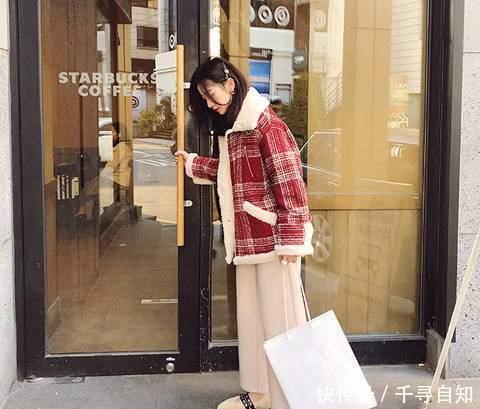 过节怎么穿更吸睛?试试这几种配色,妥妥的人群中的焦点