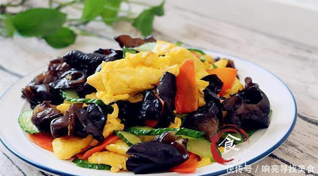 胡萝卜|请朋友来家里吃饭，花180做6道菜，餐馆几百元都下不来，太实惠了