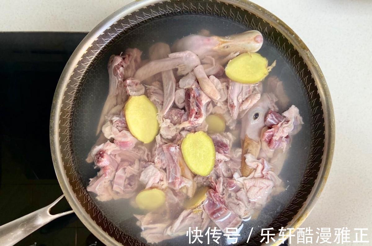 在家也能做大厨干锅啤酒鸭的详细制作方法来了，附带图片