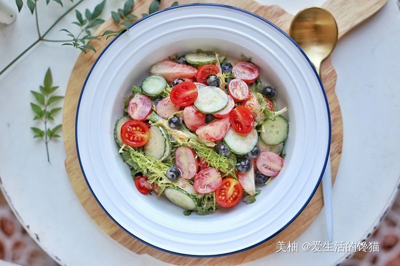 蓝莓|减脂最狠的主食,40岁的阿姨每天吃,热量低能管饱,腰身细2圈