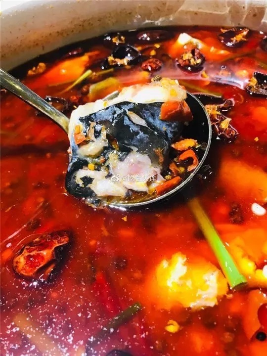 冷锅鱼|吃遍大连-看看！鱼头吃出这么多花样.......专治你刁钻的胃~