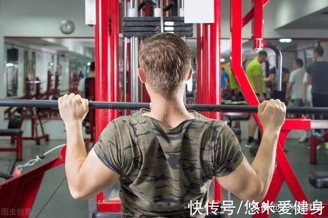 训练|胖子想要练出肌肉,应该先做力量训练,还是先做有氧运动?