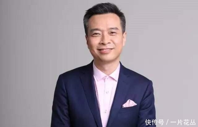 七绝|北师大教授康震,在诗词大会上即兴创作,一首七绝让自己跌落神坛