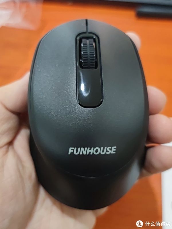 赠品|图书馆猿の白菜价 快乐老家 FunHouse F10MPro 13.5 轻薄本 附赠礼包 简单晒