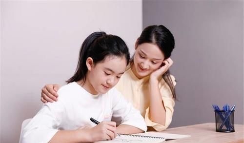 孩子|孩子被吼后,是顶嘴还是沉默,给孩子的性格埋下伏笔,影响深远