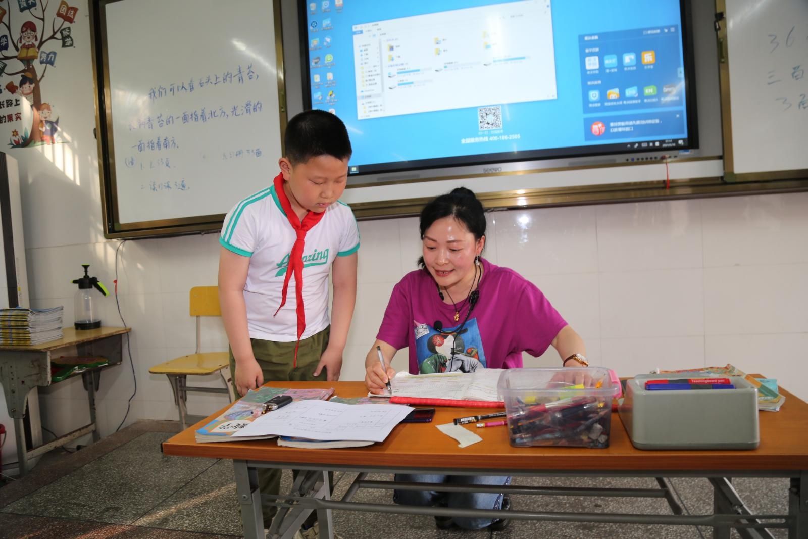 开局|小溪塔城区小学晚托正式启动 课后在校托管服务开局良好