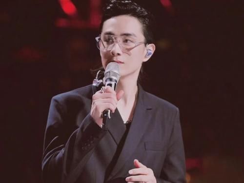 吃软饭|全职带娃被嘲“吃软饭”,37岁李承铉成功出圈,他果然不简单!