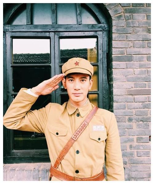 当红小生蒲巴甲：我的农民父母，我心里的痛