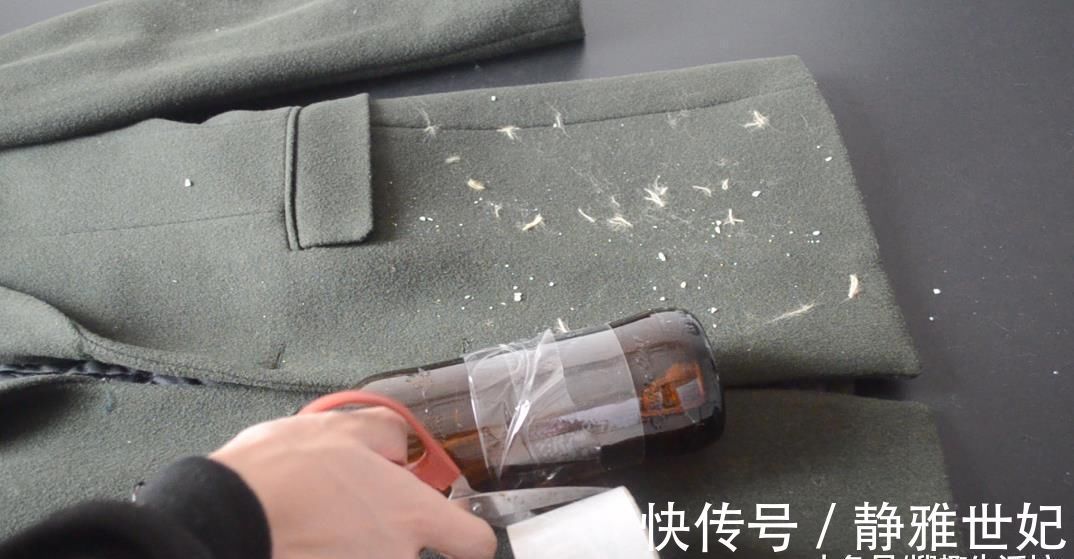 衣服粘毛谁还买滚刷, 只需一个啤酒瓶, 衣服立马像新买的一样干净