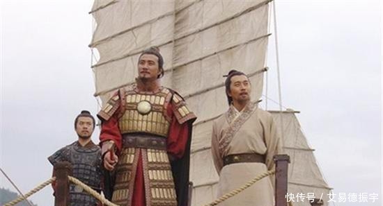 集庆|朱元璋在坟地里说了9个字，年轻人听到后，对朱元璋说：我跟你混