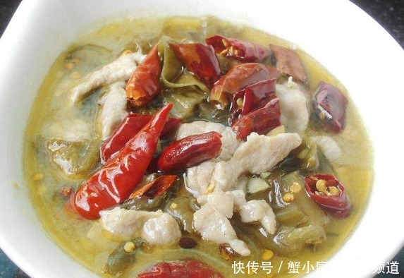 解馋|补肾养血滋阴润燥补蛋白质,汤鲜肉嫩解馋还入味,开胃下饭