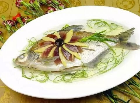 猪肉用水很难洗干净，用点这个，脏东西都跑出来了!