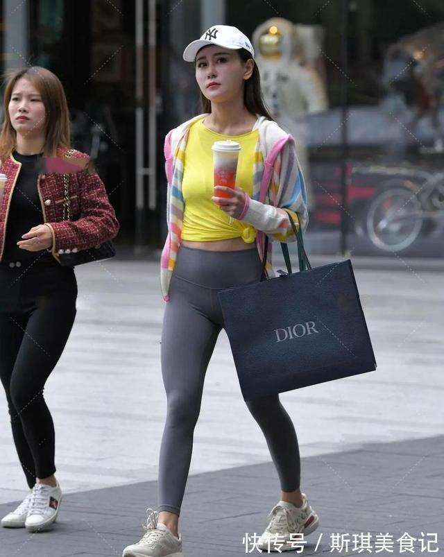 穿搭 穿着芭比短裤更有时尚感,酷感十足还能让自己更有气质!