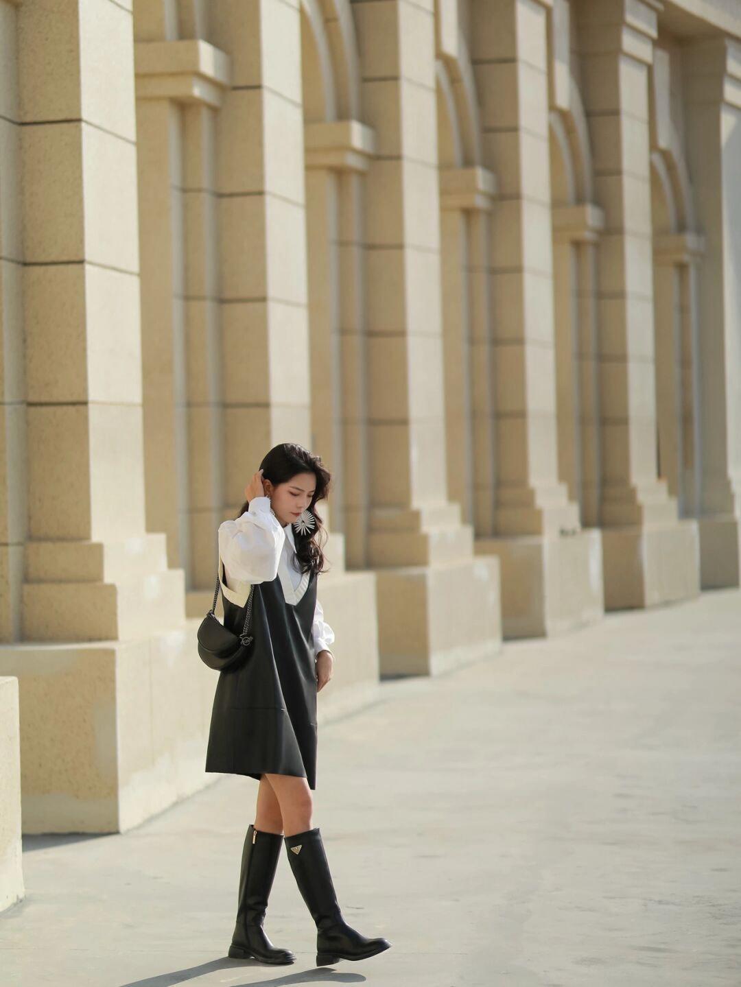 西装外套 秋冬怎样穿出学院风?黄色毛衣+格子半身裙,减龄又时尚!