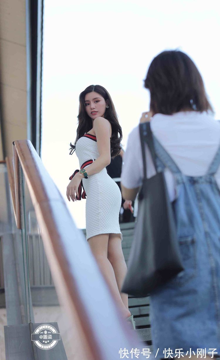 穿搭 清雅悠然的连衣裙穿搭很有时尚感,穿出你想要的美感,吸引目光