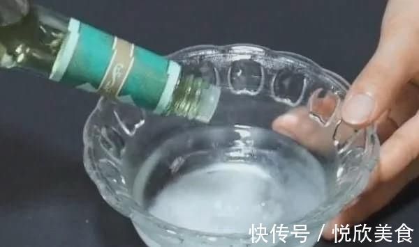 床垫睡久了螨虫成窝,教你一个土方法,3步轻松清除去除