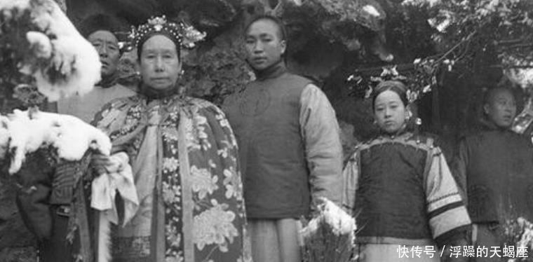 凶手|真实太监老照片,李莲英又黑又丑权倾朝野,图3是杀害珍妃凶手!