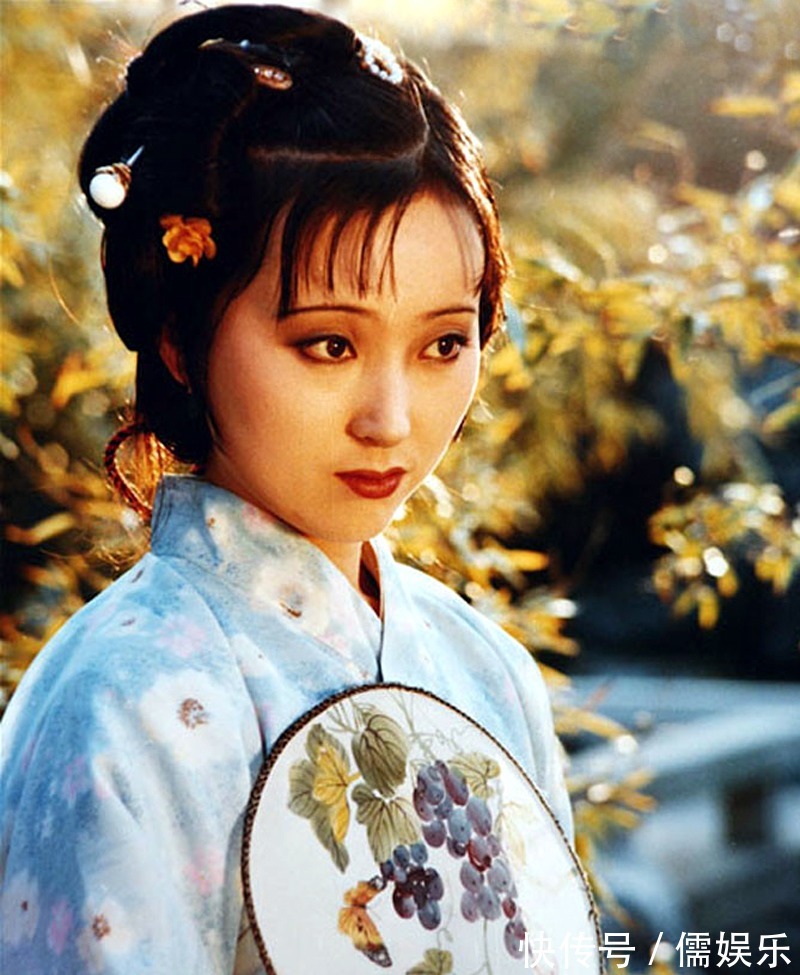 黛玉@陈晓旭,13张红楼梦剧照,真正的古典美人,天上掉下来的林妹妹