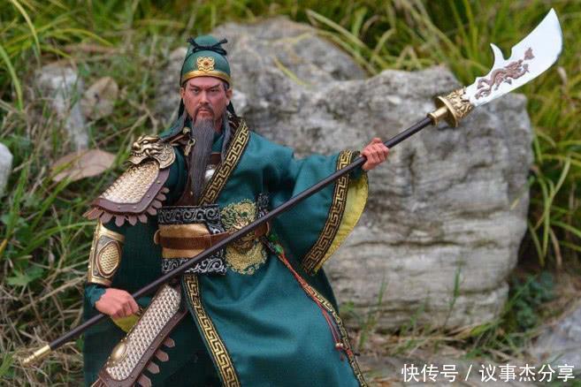 打造|“铁匠父子”痴迷关羽，扬言打造青龙偃月刀，成品让人佩服不已！