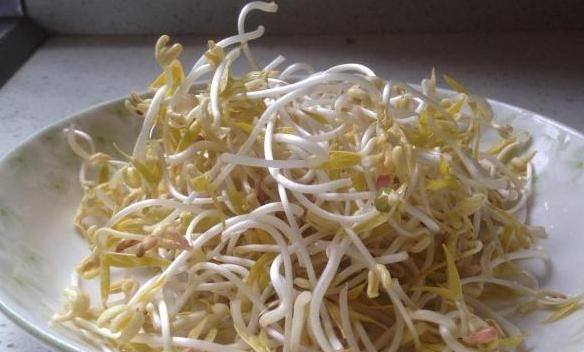  肝脏|有肝病的人，以下“伤肝菜”最好少吃，避免增加肝脏的负担！
