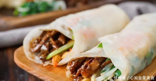 面团|这样做的春饼,皮薄如纸还不容易破,一招搞定,家里人都夸厉害