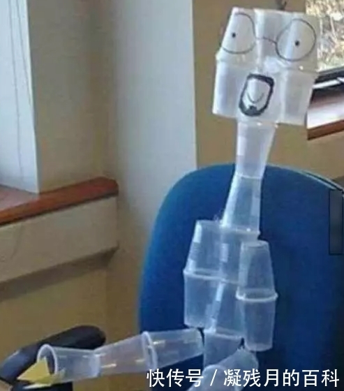 人无聊到爆的时候会干出什么事?看完这些奇葩的行为,我真服了