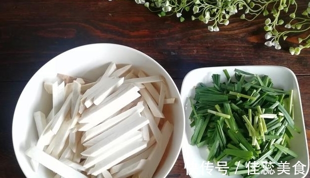 开春美食菜谱推荐，最适合春天的一道菜，此做法鲜上加鲜