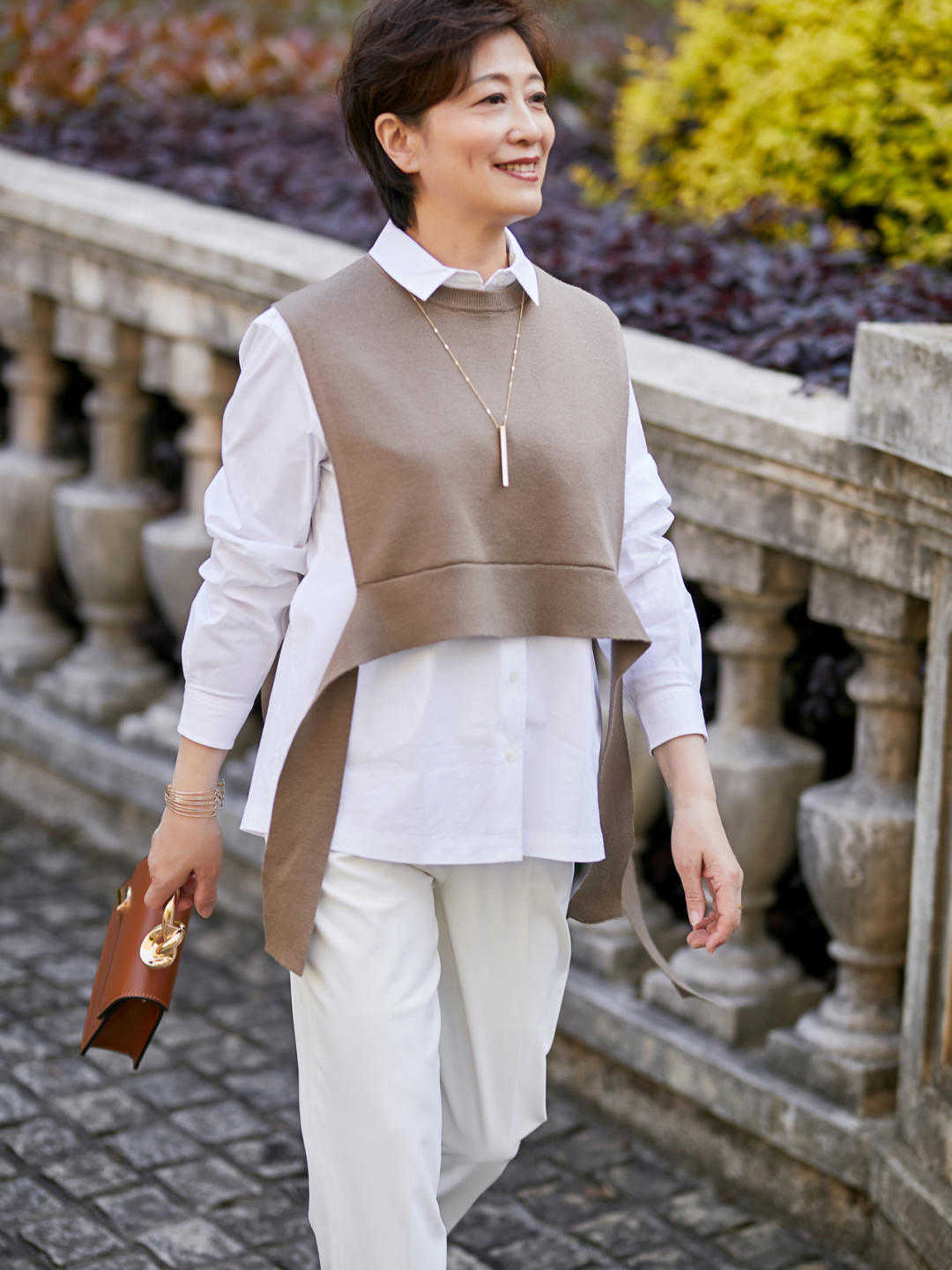 时尚博主|简约又精致，原来60+还能这样穿，减龄太多了吧？