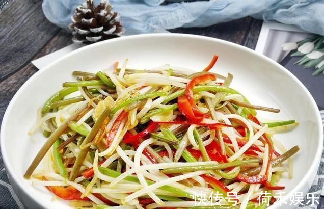 奶茶|公认长肉“最猛”的零食,热量堪比喝油,减肥的人,管住嘴就是赢