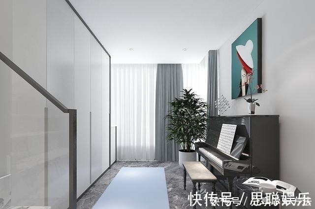 玻璃柜门|老婆坚持衣帽间做玻璃柜门,我一直反对,完工看到效果后我闭嘴了!