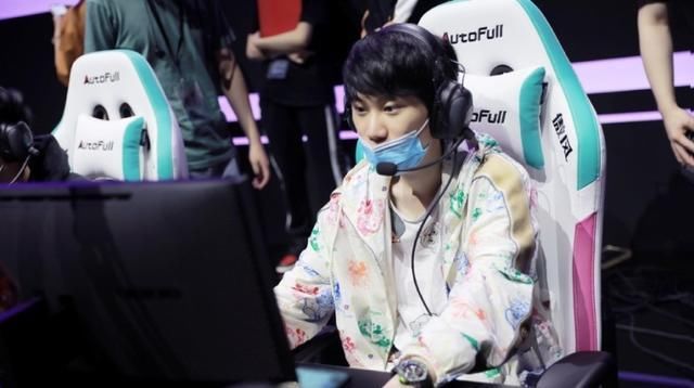 LCK|LCK只会更难打？DOINB直播谈及实力差距，联盟化作用明显